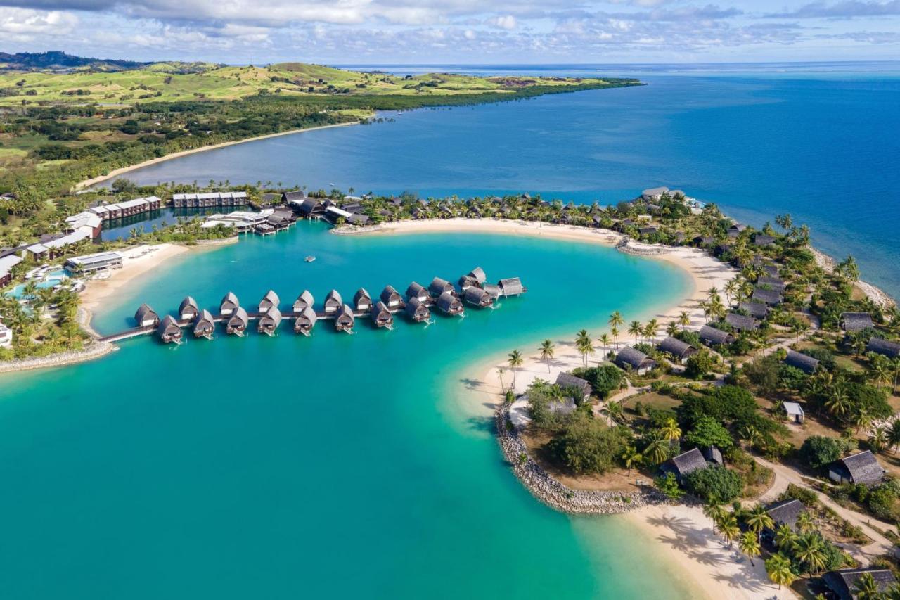 Fiji Marriott Resort Momi Bay Dış mekan fotoğraf Aerial view of the resort