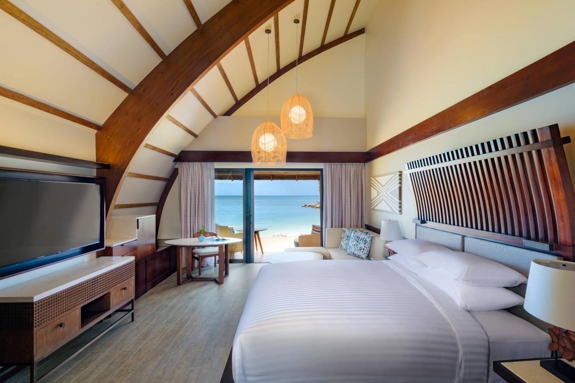 Fiji Marriott Resort Momi Bay Dış mekan fotoğraf Beachfront Suite